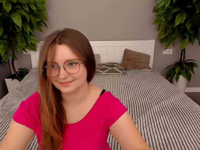 MagikPeachh webcam