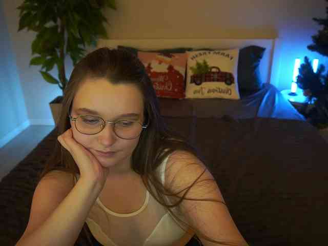 MagikPeachh MagikPeachh