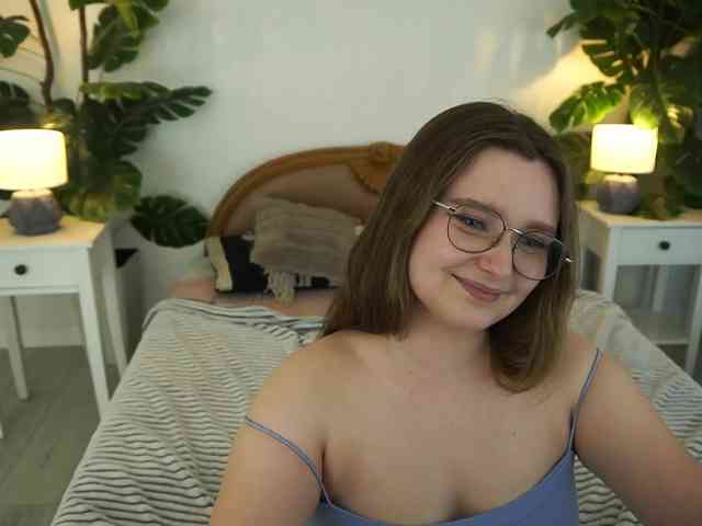 MagikPeachh webcam