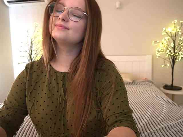 MagikPeachh webcam