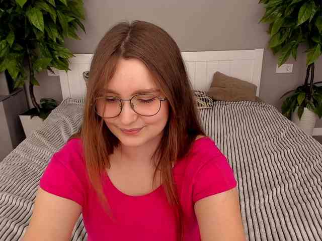 MagikPeachh webcam