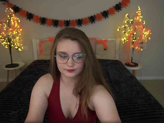 MagikPeachh webcam