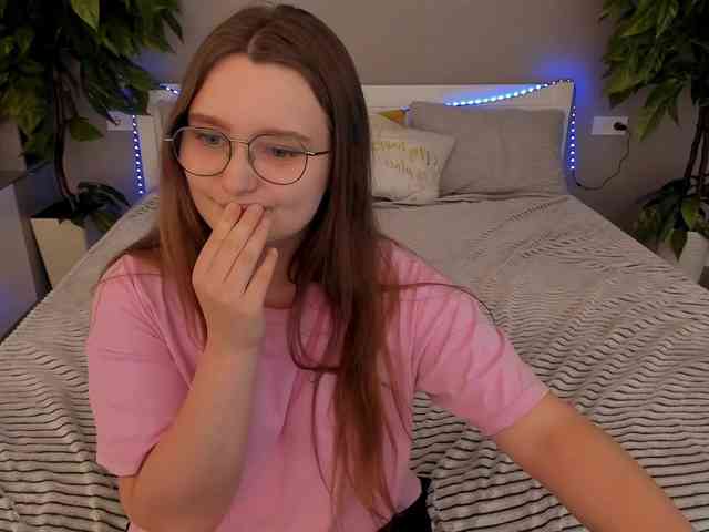 MagikPeachh webcam