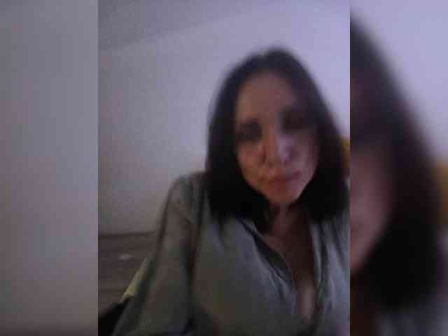 IxsaJi webcam