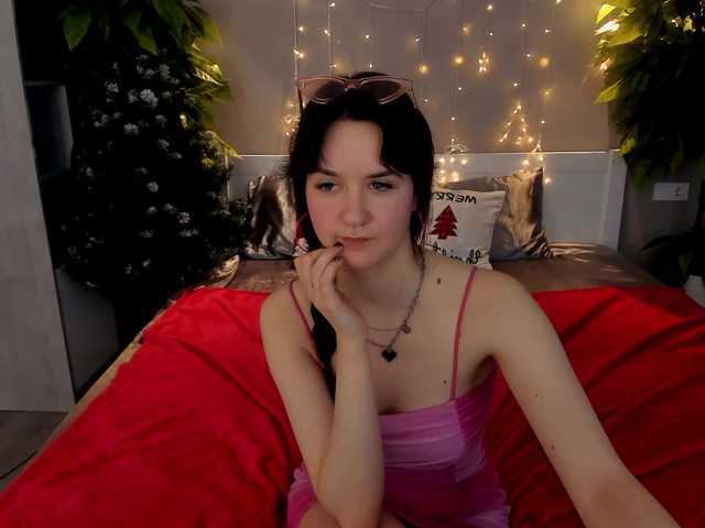 BerryDiva's BongaCams show and profile