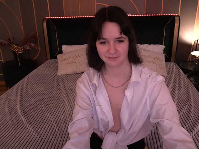 BerryDiva's BongaCams show and profile