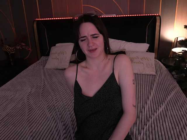 BerryDiva's BongaCams show and profile