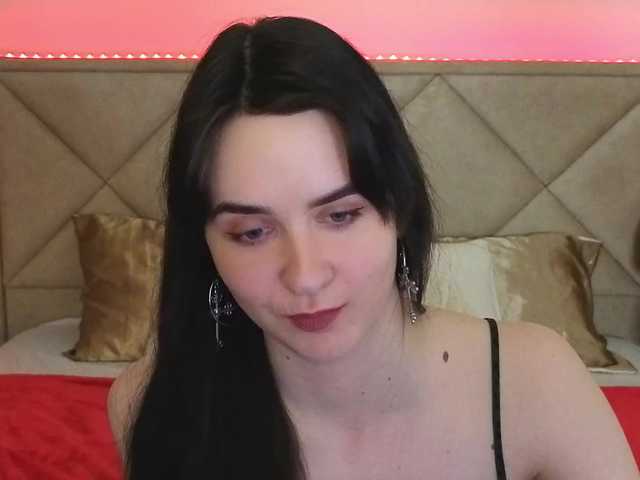 BerryDiva's BongaCams show and profile