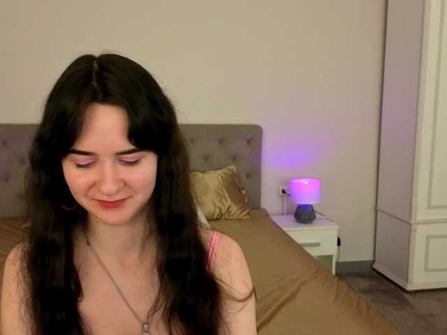 BerryDiva's BongaCams show and profile