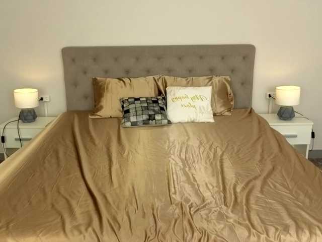 BerryDiva's BongaCams show and profile