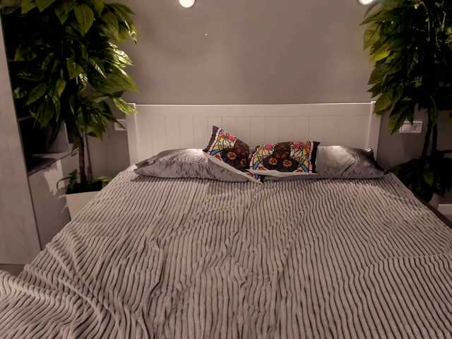 BerryDiva's BongaCams show and profile