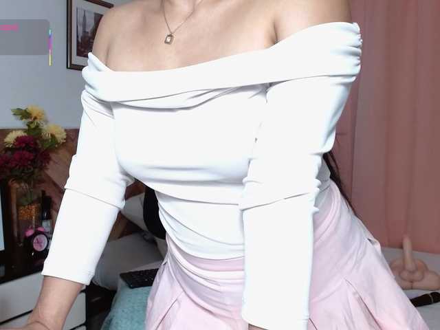 idalisVanucci's BongaCams show and profile