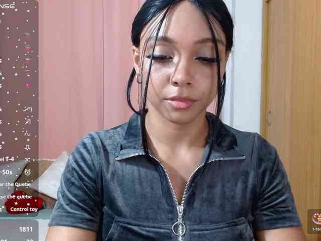 idalisVanucci webcam