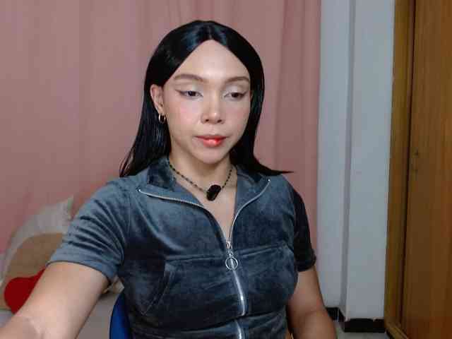 idalisVanucci webcam