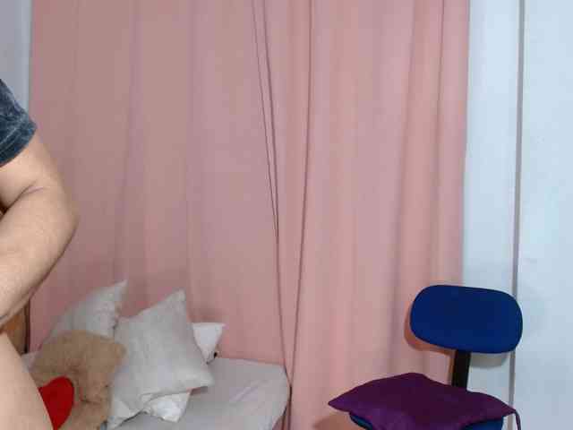 idalisVanucci webcam