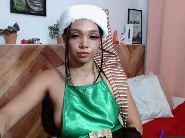 idalisVanucci webcam