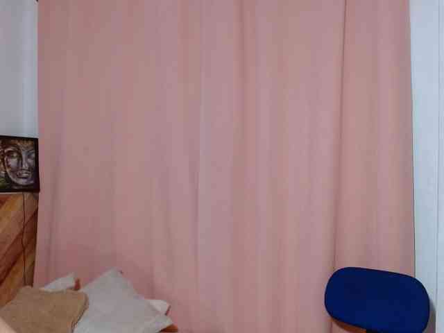 idalisVanucci webcam