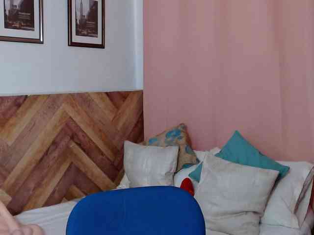 idalisVanucci webcam