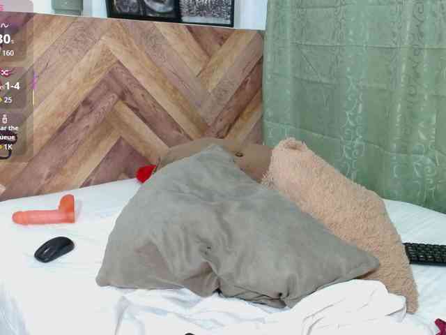 idalisVanucci webcam