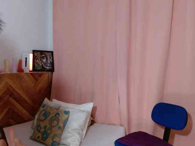 idalisVanucci webcam