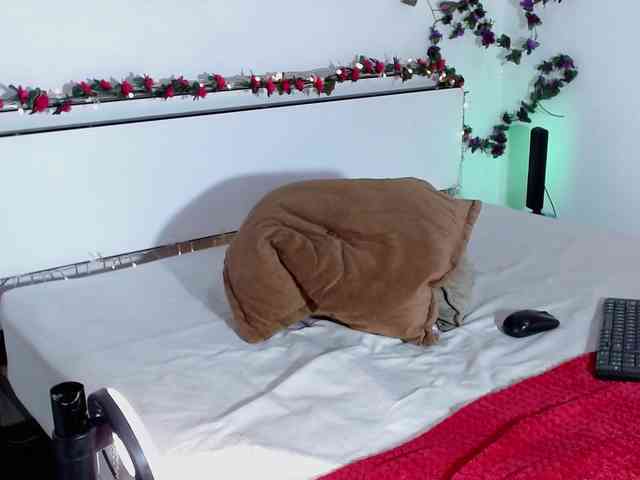 idalisVanucci webcam