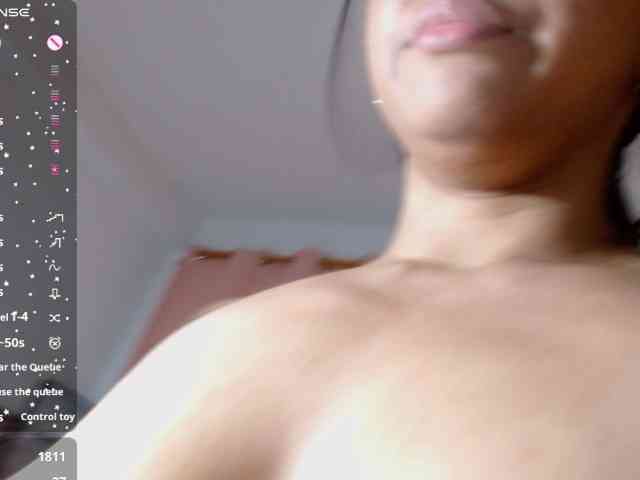 idalisVanucci webcam