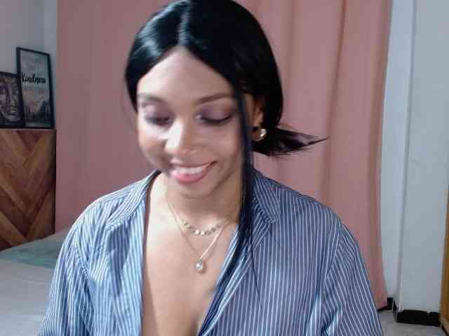 idalisVanucci webcam