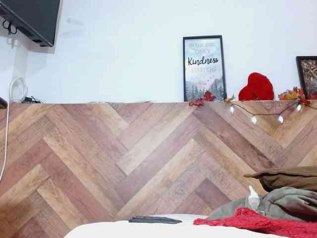 idalisVanucci webcam