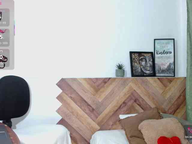 idalisVanucci webcam