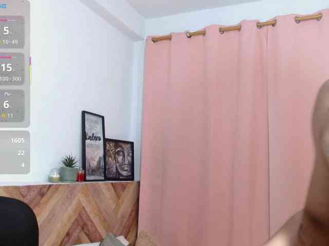 idalisVanucci webcam