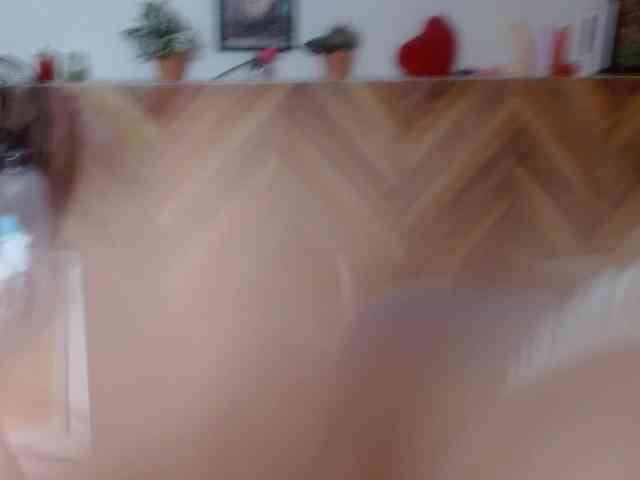 idalisVanucci webcam