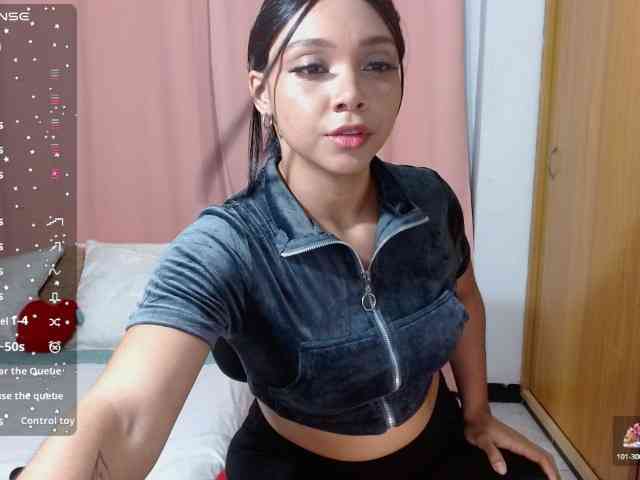 idalisVanucci webcam