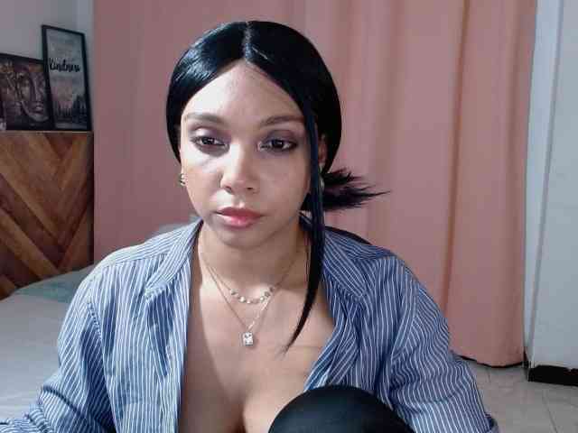 idalisVanucci webcam