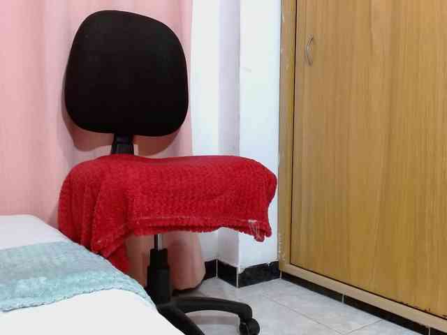 idalisVanucci webcam