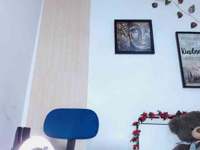 idalisVanucci webcam