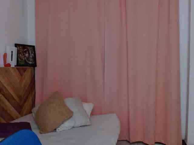 idalisVanucci webcam