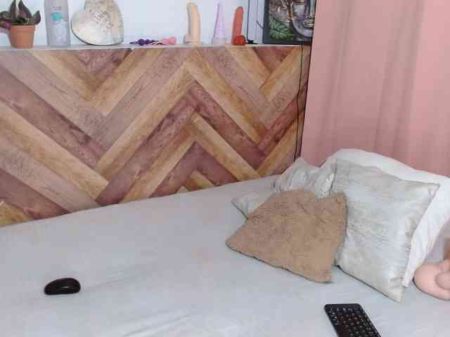 idalisVanucci webcam