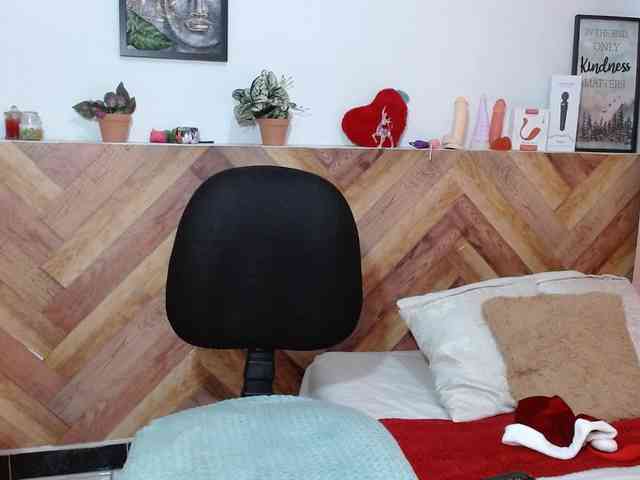 idalisVanucci webcam