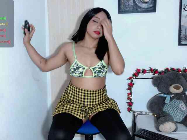 idalisVanucci webcam
