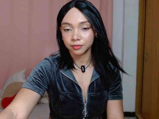 idalisVanucci webcam