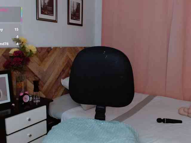 idalisVanucci webcam