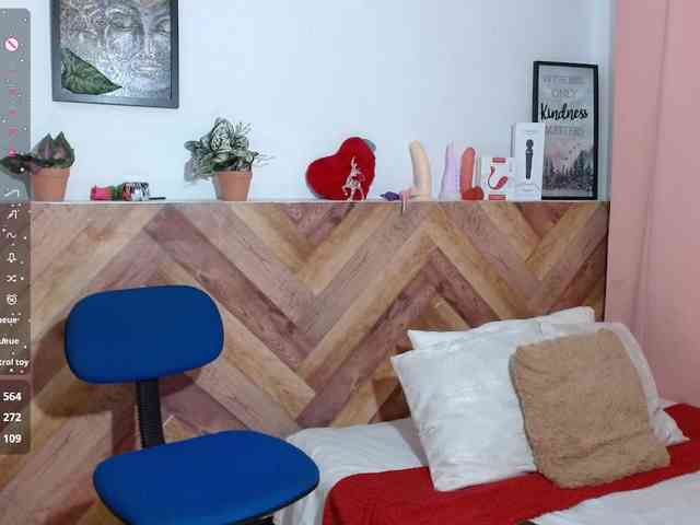 idalisVanucci webcam