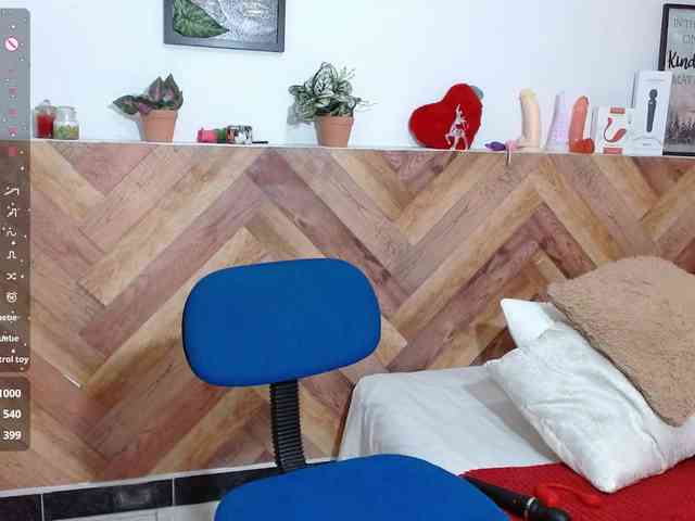 idalisVanucci idalisVanucci