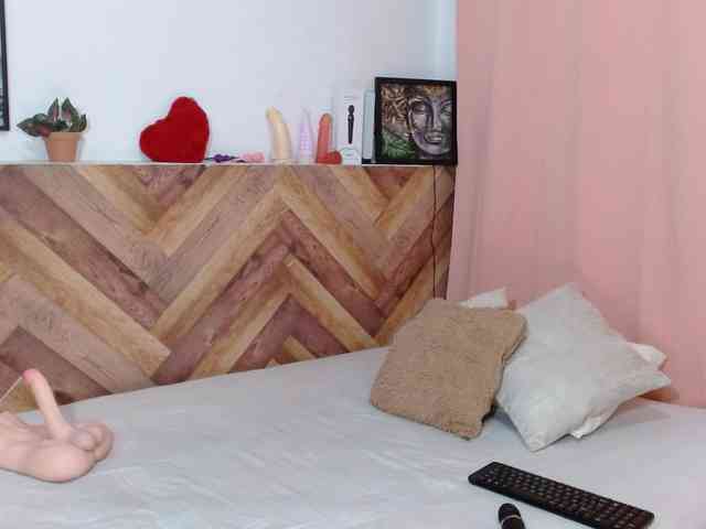 idalisVanucci webcam