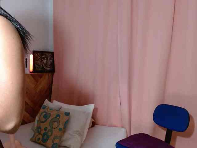 idalisVanucci webcam