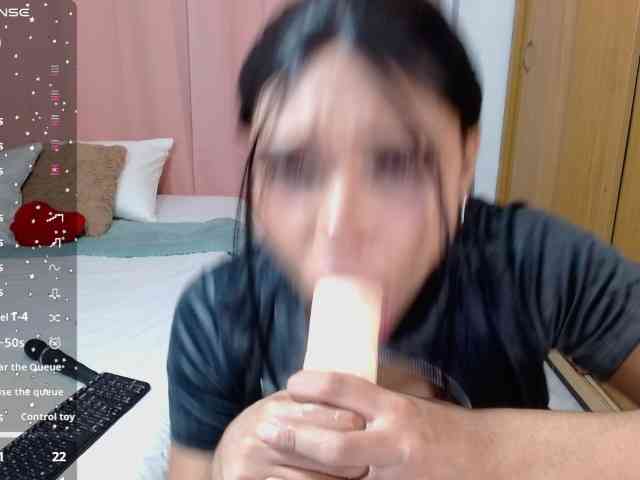 idalisVanucci webcam