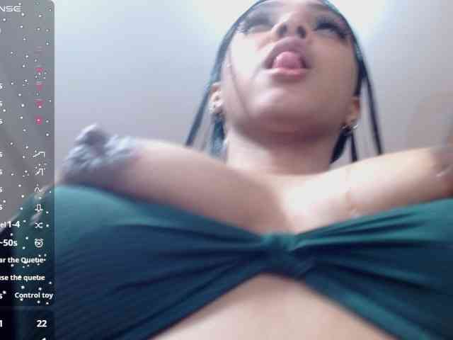 idalisVanucci webcam