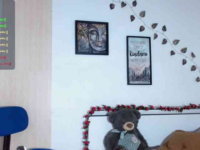 idalisVanucci webcam