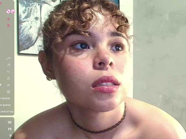 Stellaallen244 webcam bongacams model stream image