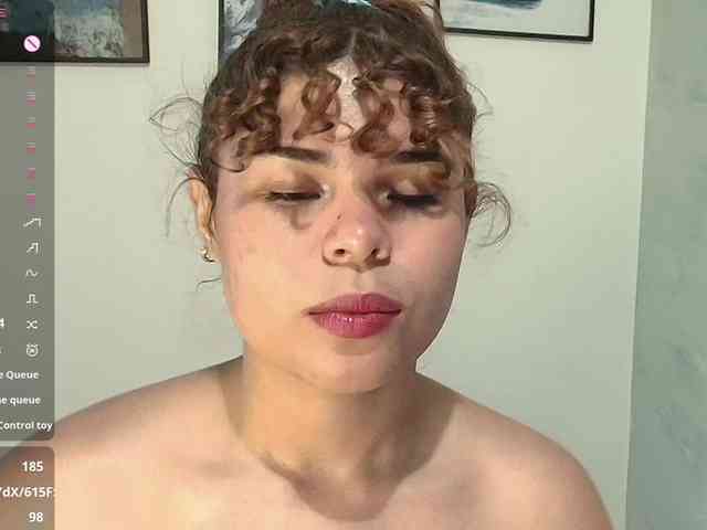 Stellaallen244 webcam